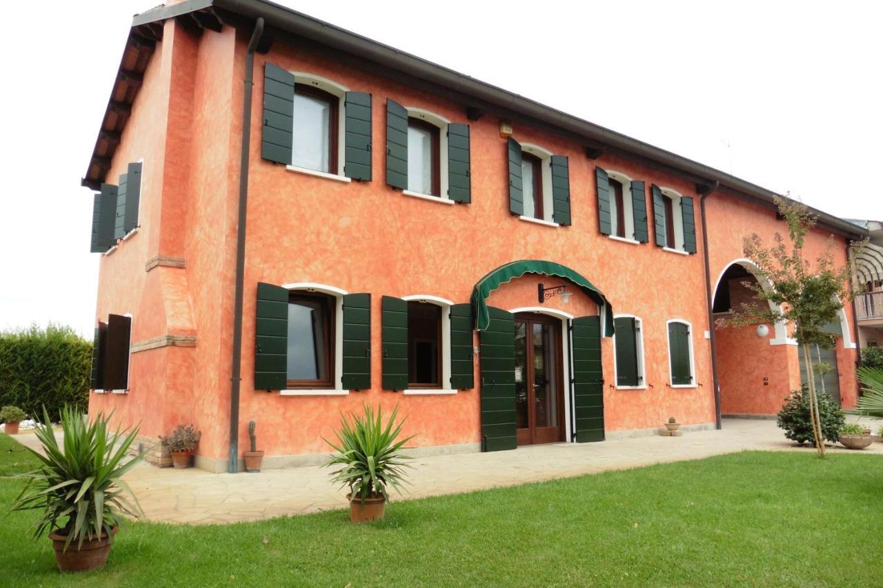 Il Farfasole Acomodação com café da manhã Vigonovo  Exterior foto